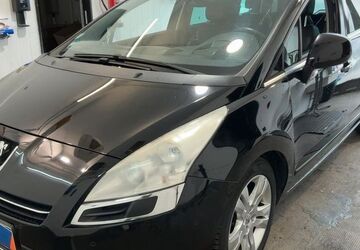 Peugeot 5008 144.365 km 7.998 &euro; Grevenbroich/Wevelinghoven 41516