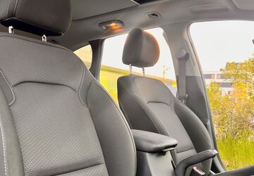 Hyundai i30 63.500 km 16.500 &euro; Düsseldorf 40212