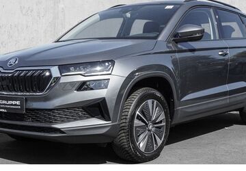 Skoda Karoq 6.789 km 35.490 &euro; Düsseldorf 40474