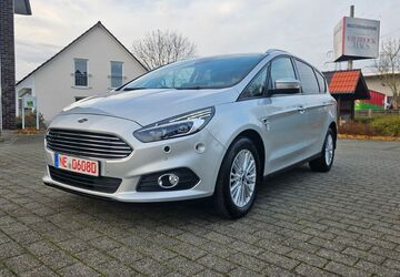 Ford S-Max 66.500 km 17.999 &euro; Neuss 41462