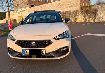 Seat Leon 128.356 km 15.499 &euro; Düsseldorf 40225