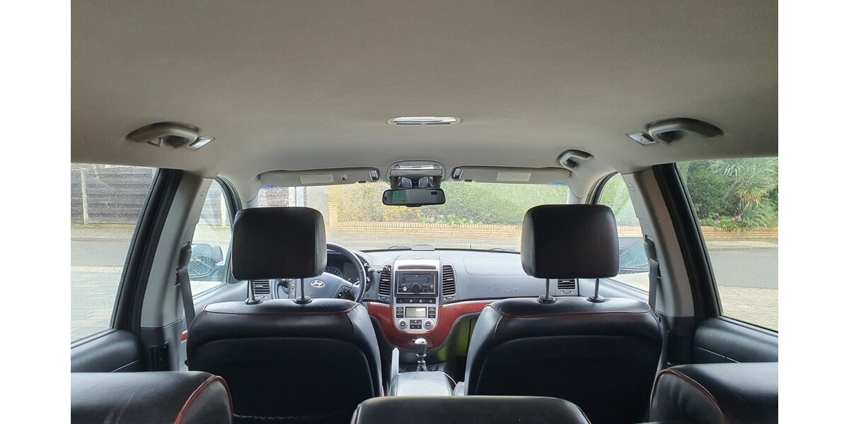 Hyundai Santa Fe 248.250 km 1.700 &euro; Bedburg 50181