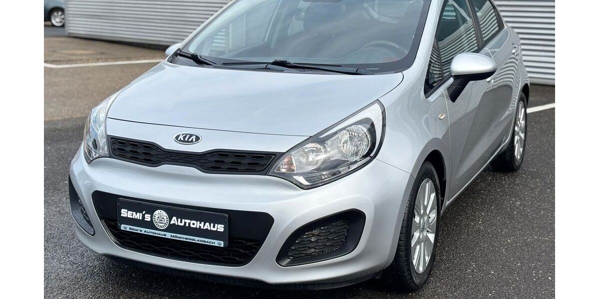 Kia Rio 88.606 km 6.490 &euro; Mönchengladbach 41238