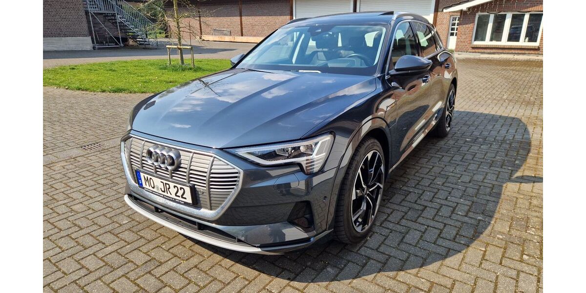 Audi e-tron 72.000 km 30.900 &euro; Moers 47445