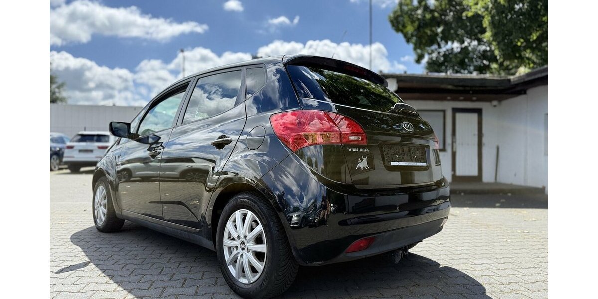 Kia Venga Vision / Klima / Navi / AHK / Pano / LPG 130.000 km 5.990 &euro; Mönchengladbach 41066